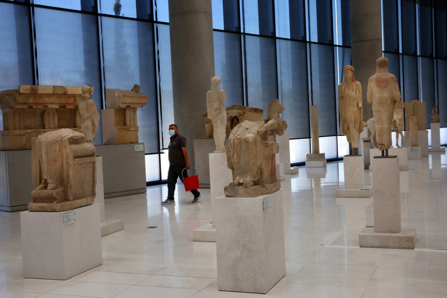 Μουσείο Ακρόπολης: Πανέτοιμο να υποδεχτεί τους επισκέπτες του με... ανανεωμένο «πρόσωπο»
