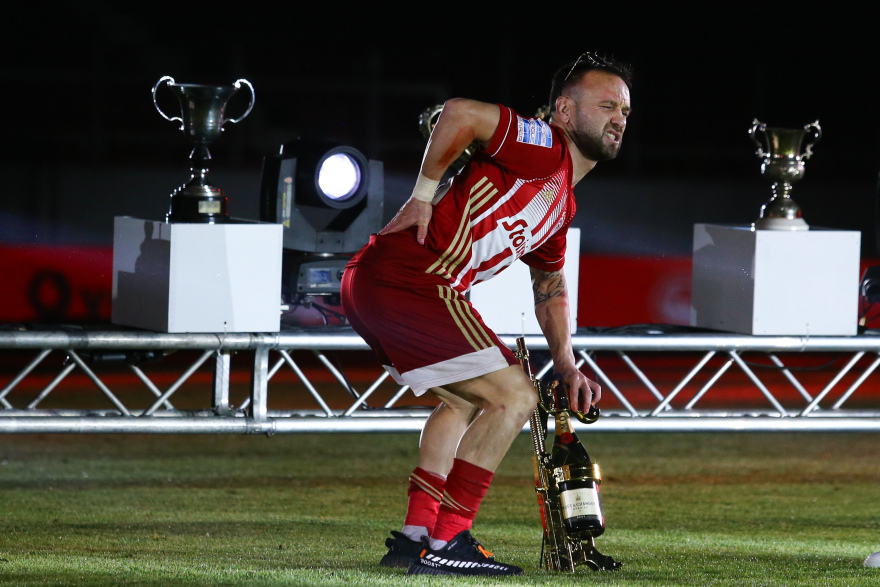 Η μεγάλη φιέστα του Ολυμπιακού για το 46ο: Μια γιορτή γεμάτη Ελλάδα, Πειραιά και... Βαλμπουενά