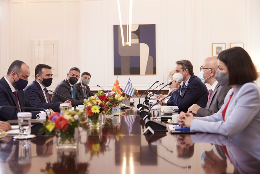 Μητσοτάκης σε Ζάεφ: Ζωτικής σημασίας οι σχέσεις καλής γειτονίας για την ένταξή σας στην ΕΕ