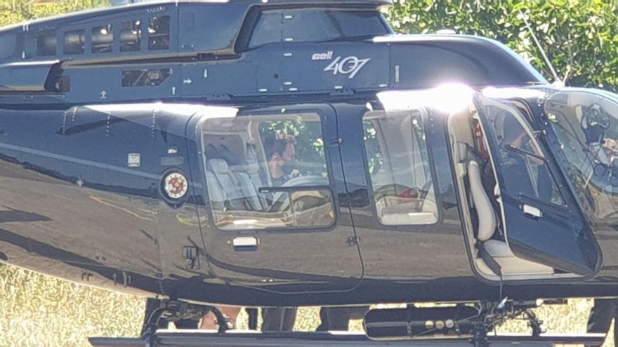 Έγκλημα στα Γλυκά Νερά: Χωρίς να αφήσει στιγμή το παιδί τους από την αγκαλιά του είπε το «αντίο» στη γυναίκα της ζωής του