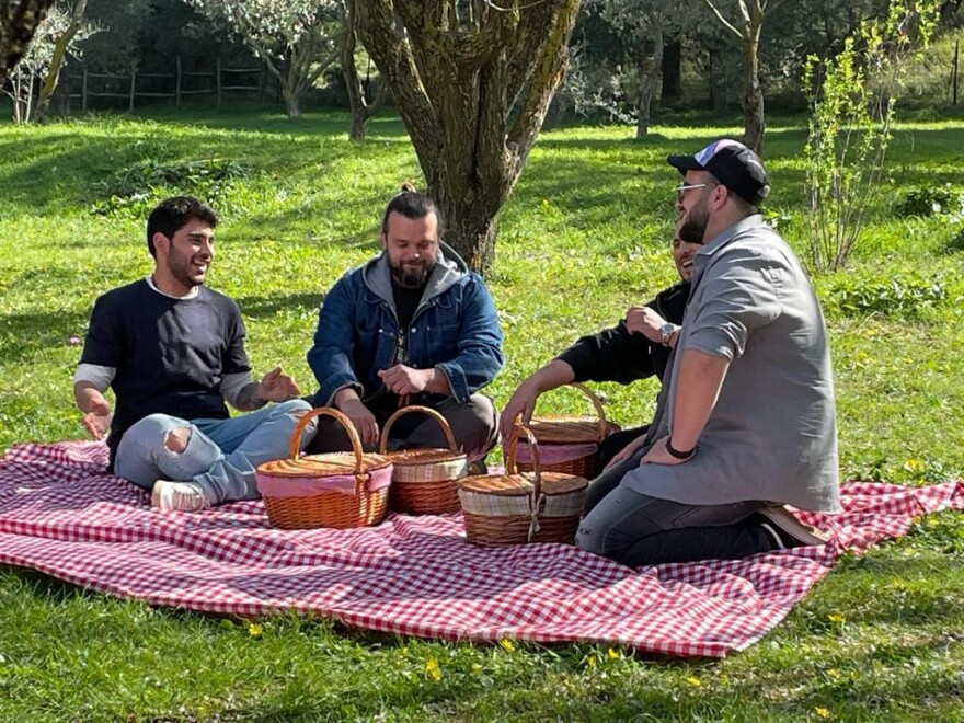 Cook Beef: Η πιο ανατρεπτική μαγειρική παρέα σε νέες περιπέτειες 