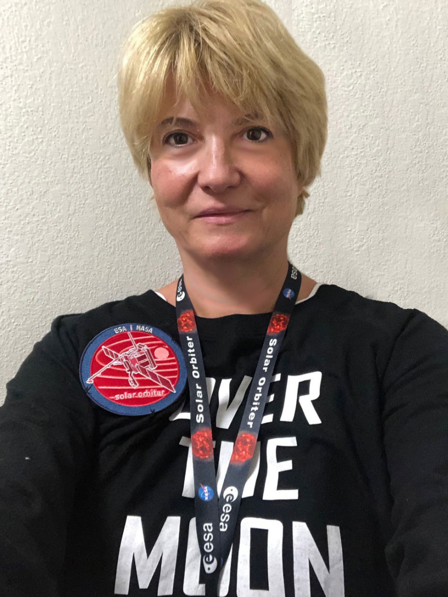 Η Αθηνά Κουστένη στον Δανίκα: «O Tιτάνας θα είναι η επόμενη Γη»