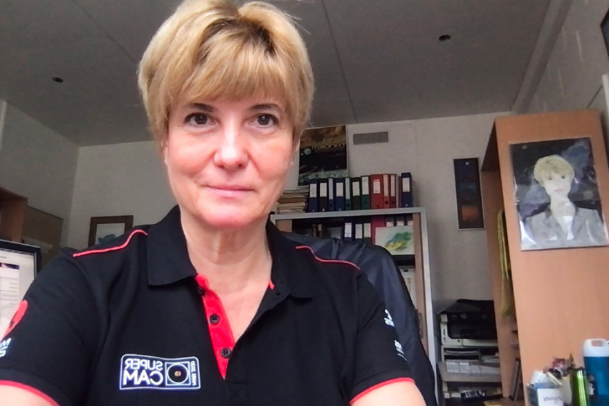 Η Αθηνά Κουστένη στον Δανίκα: «O Tιτάνας θα είναι η επόμενη Γη»