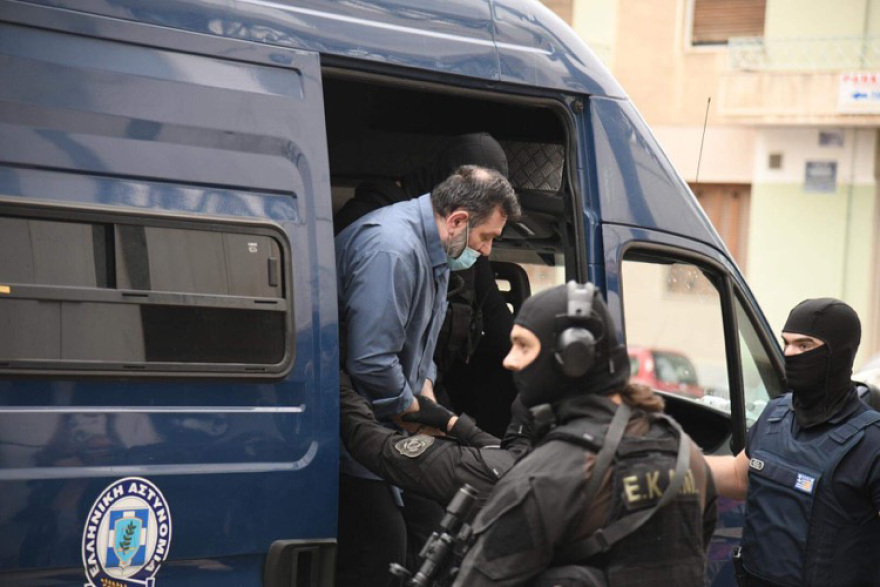 Στην Ελλάδα ο Γιάννης Λαγός: Οδηγείται στις φυλακές Δομοκού - Δρακόντεια μέτρα στο Εφετείο