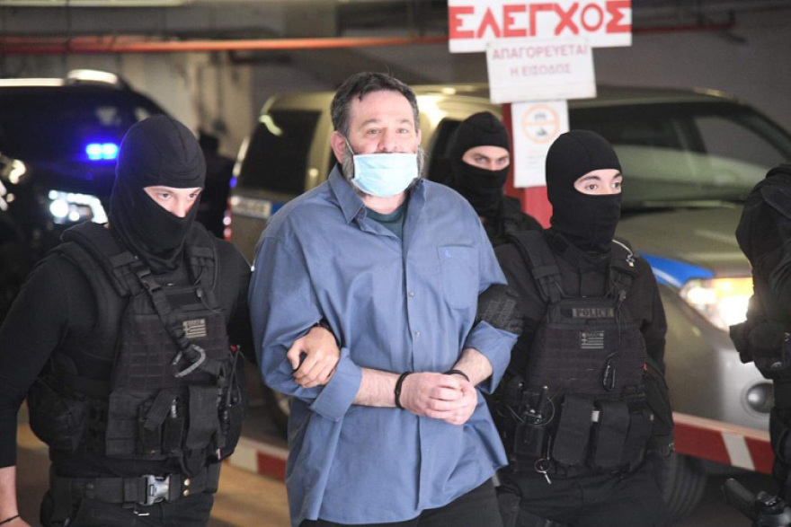 Στην Ελλάδα ο Γιάννης Λαγός: Οδηγείται στις φυλακές Δομοκού - Δρακόντεια μέτρα στο Εφετείο