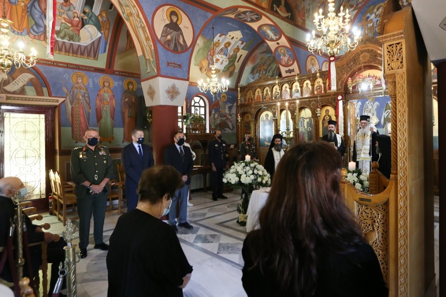 Το μνημόσυνο του ευεργέτη Ιάκωβου Τσούνη τέλεσε ο Αρχιεπίσκοπος Ιερώνυμος