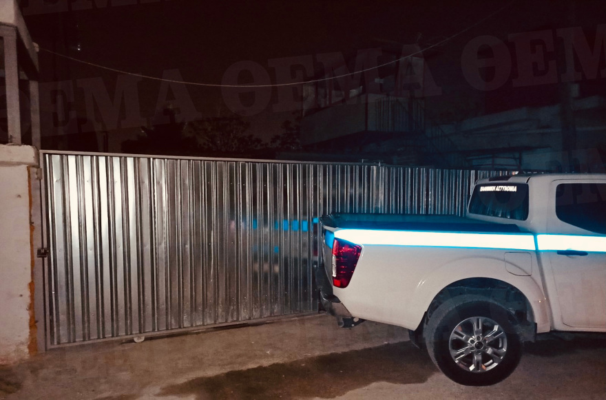 Έφοδος της ΟΠΚΕ σε αποθήκη με κλεμμένες μηχανές στο Μενιδι - Ανάμεσά τους η BMW του Τζώνυ Καλημέρη