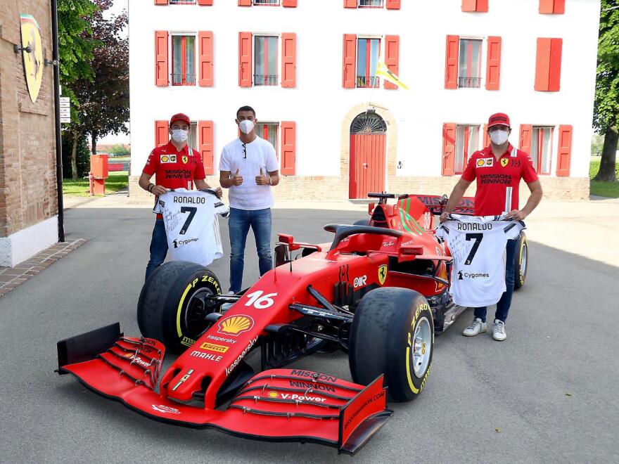 Κριστιάνο Ρονάλντο: Συναντήθηκε με τον Ανιέλι στο σπίτι της Ferrari 