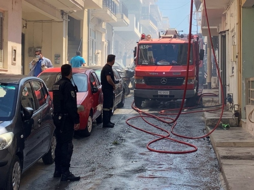 Ηράκλειο: Φωτιά σε διαμέρισμα - Ένας ηλικιωμένος στο νοσοκομείο