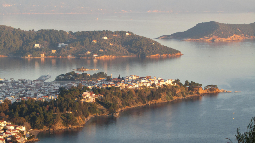 Στο μετρό του Λονδίνου... φιγουράρει η Σκιάθος