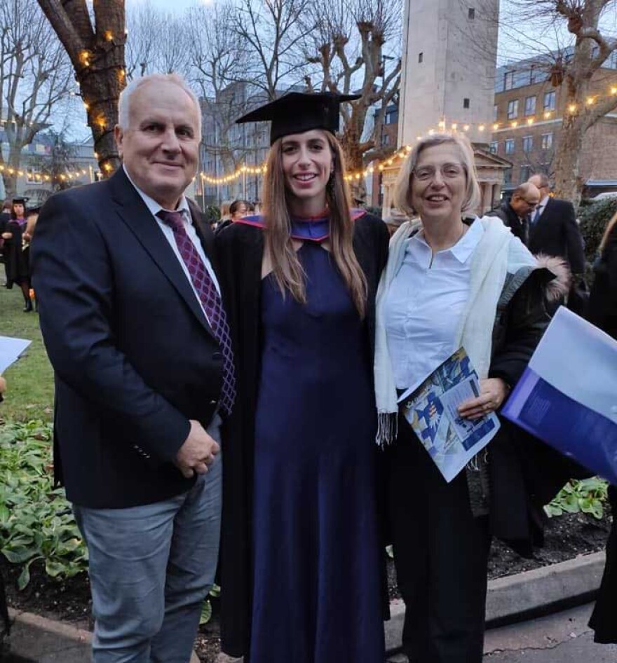 Άννα Ντουντουνάκη: Η Χανιώτισσα απόφοιτος Νομικής που κατέκτησε την Ευρώπη