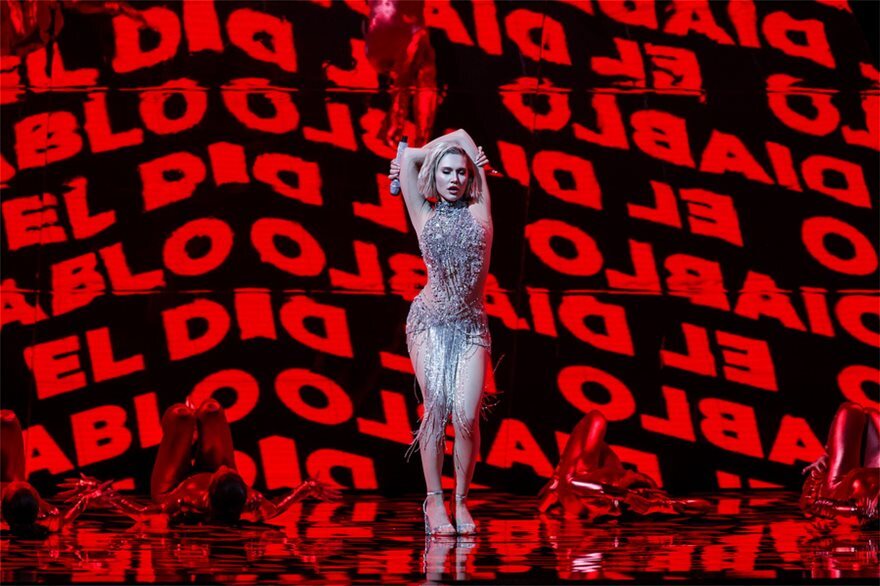 Eurovision: Η Έλενα Τσαγκρινού χόρεψε την Ευρώπη σε... διαβολικούς ρυθμούς - Αποθέωση στο Twitter, ψηλά στα στοιχήματα 