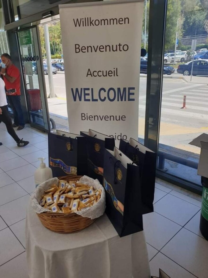 Τουρισμός - Ρόδος: Έφτασαν οι πρώτοι 180 Βρετανοί τουρίστες