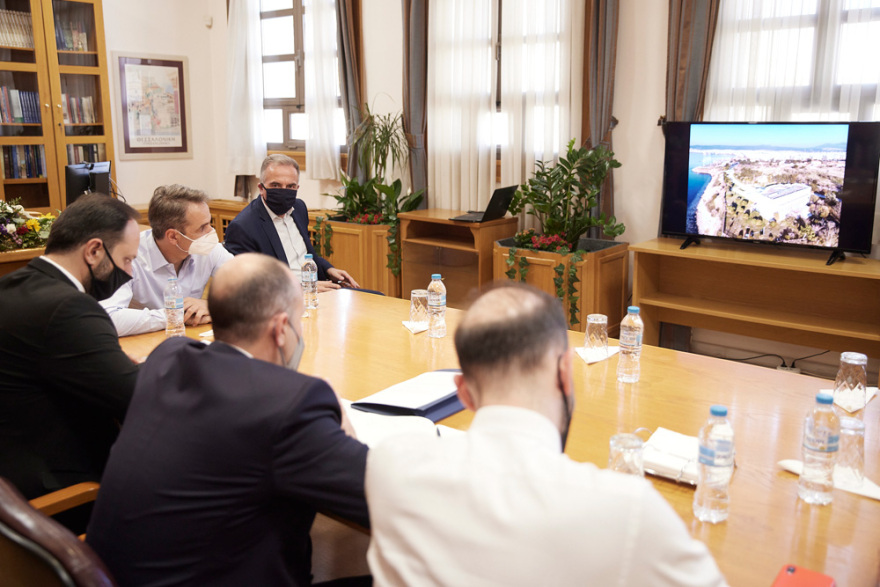 Καλαμαριά: Ο Μητσοτάκης κατέθεσε στεφάνι για τα θύματα της Γενοκτονίας των Ποντίων - «Συνεχίζουμε τον αγώνα για την ιστορική δικαίωση»