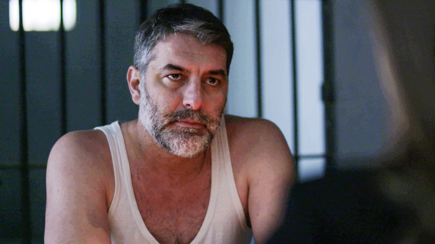 Άγριες Μέλισσες: Η Ελένη έρχεται αντιμέτωπη με τον Δούκα - Θα αποκαλύψει τελικά όσα γνωρίζει;