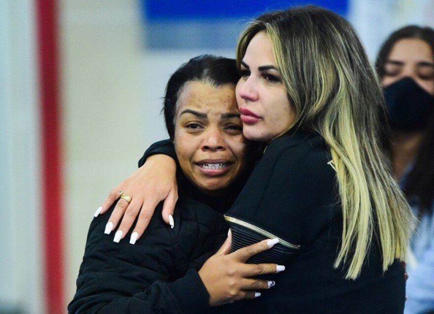 Θρήνος για τον Νεϊμάρ: Φίλος του ράπερ «βούτηξε» από τον πέμπτο για να μην τον πιάσει στα πράσα η γυναίκα του