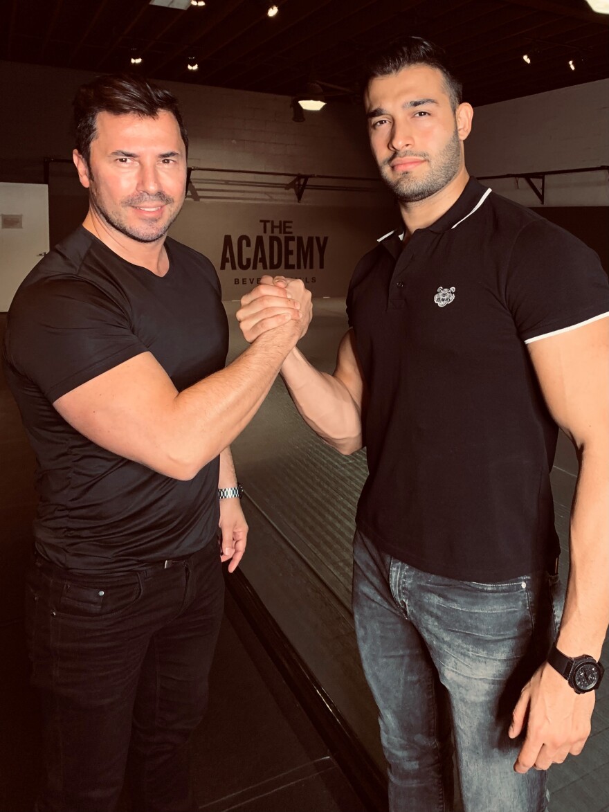 Ιστορίες του Hollywood: Ο Γιώργος Σατσίδης στην έπαυλη της Μέγκαν και του Χάρι