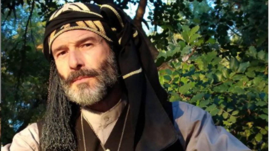 Θανάσης Ευθυμιάδης... η μεταμόρφωση: Ο ζεν πρεμιέ που έγινε γιόγκι για να βρει την ευτυχία