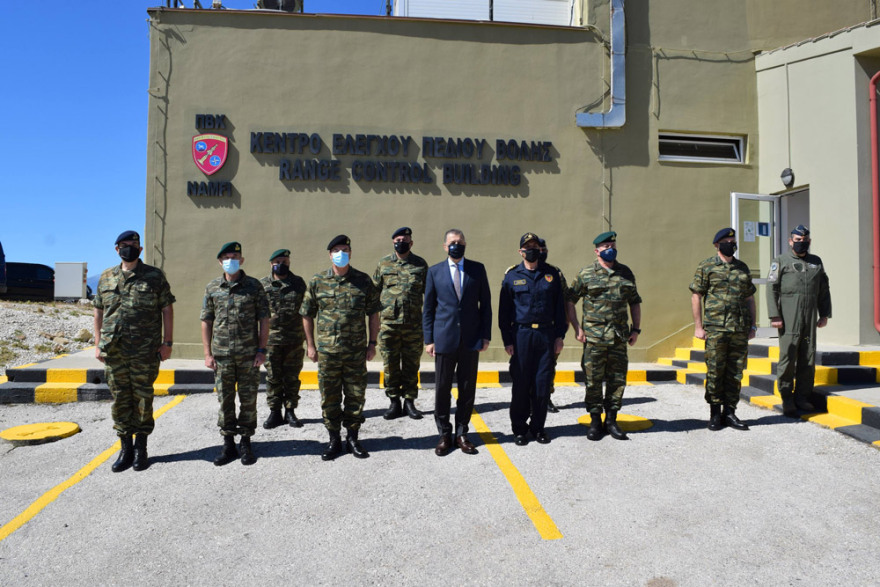 Ο στρατός δοκίμασε τις αναβαθμισμένες ρουκέτες RM-70 - Δείτε φωτογραφίες