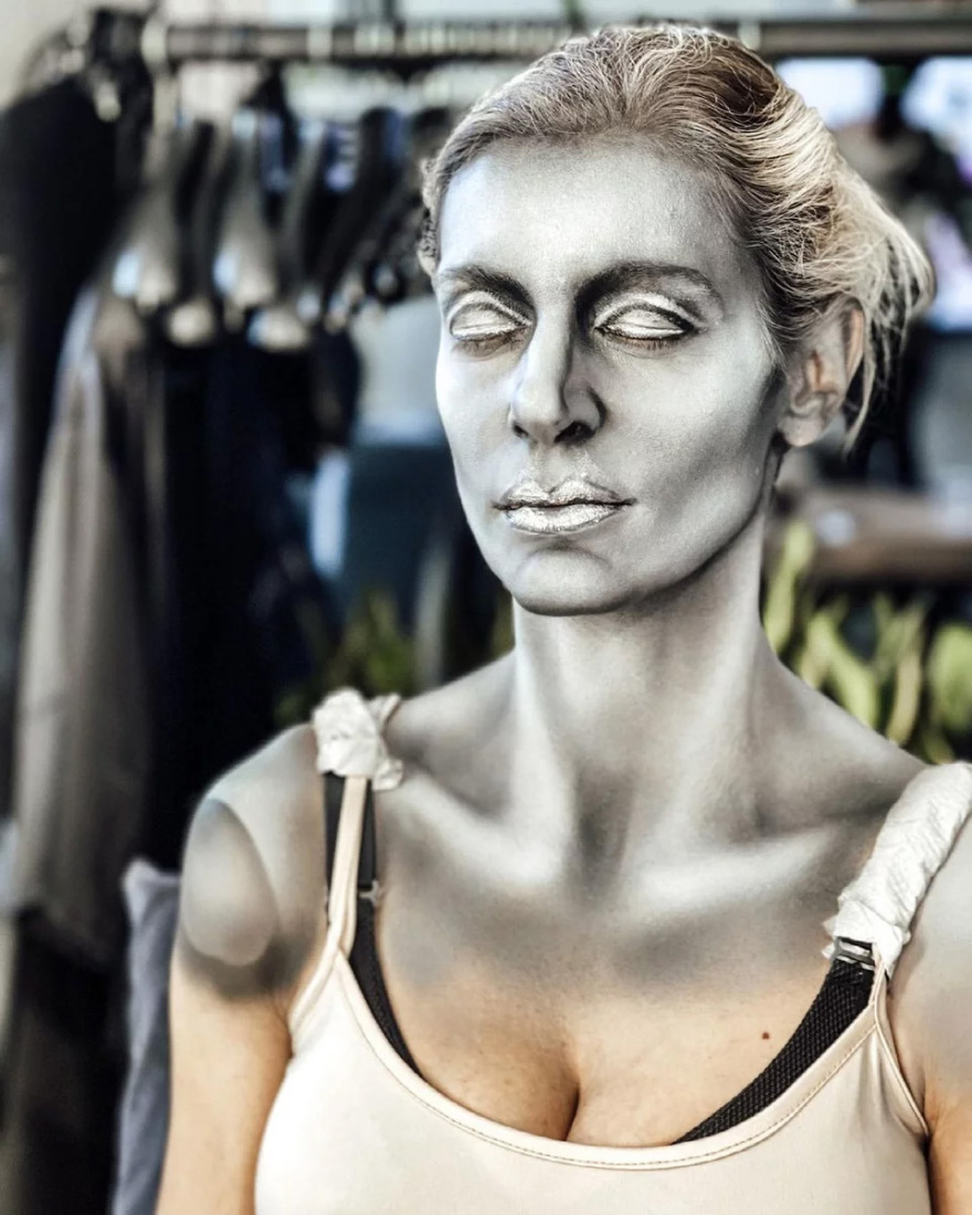 Παγκόσμια Ημέρα Πολιτισμού: Αϊβάζης, Ναυπλιώτου, Ζέτα Δούκα μεταμορφώνονται σε... αγάλματα!