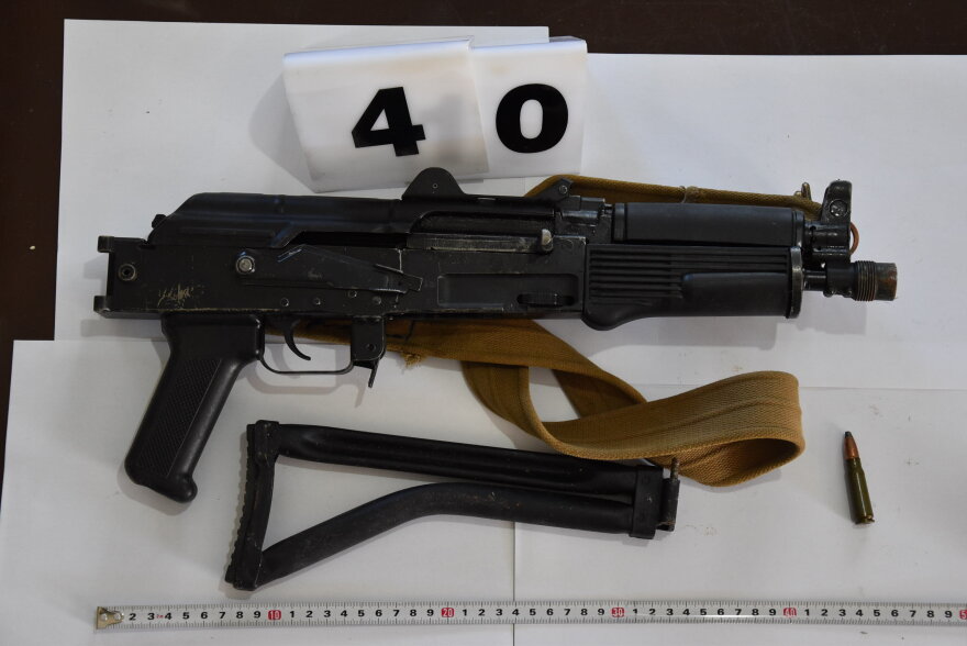 Κιλκίς: Τα λαγωνικά της ΕΛΑΣ «ξετρύπωσαν» όπλα και ναρκωτικά σε σπίτι	