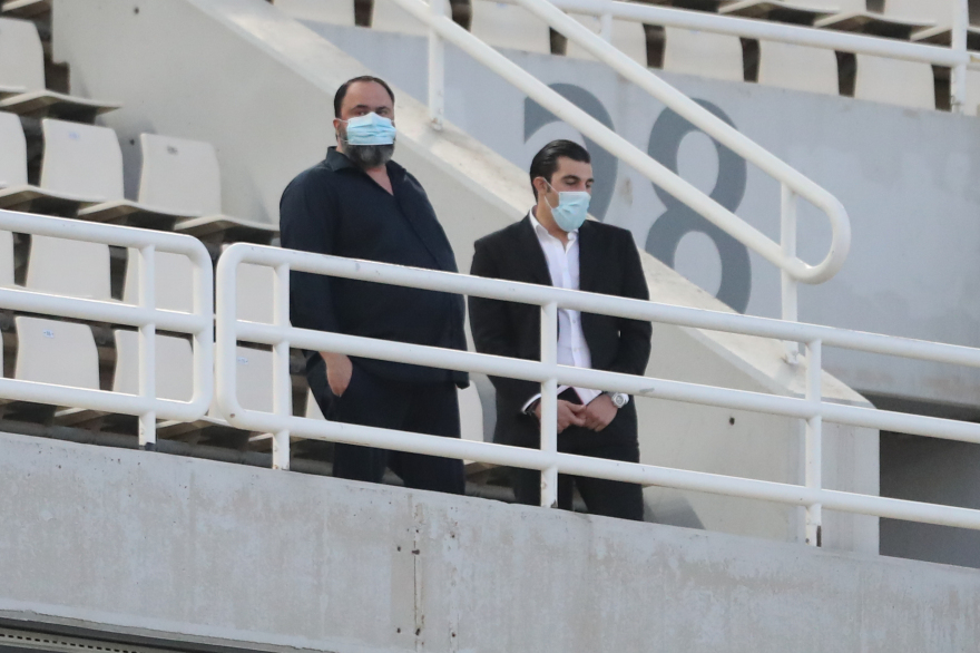 Ολυμπιακός-ΠΑΟΚ: Ο Βαγγέλης Μαρινάκης στο ΟΑΚΑ