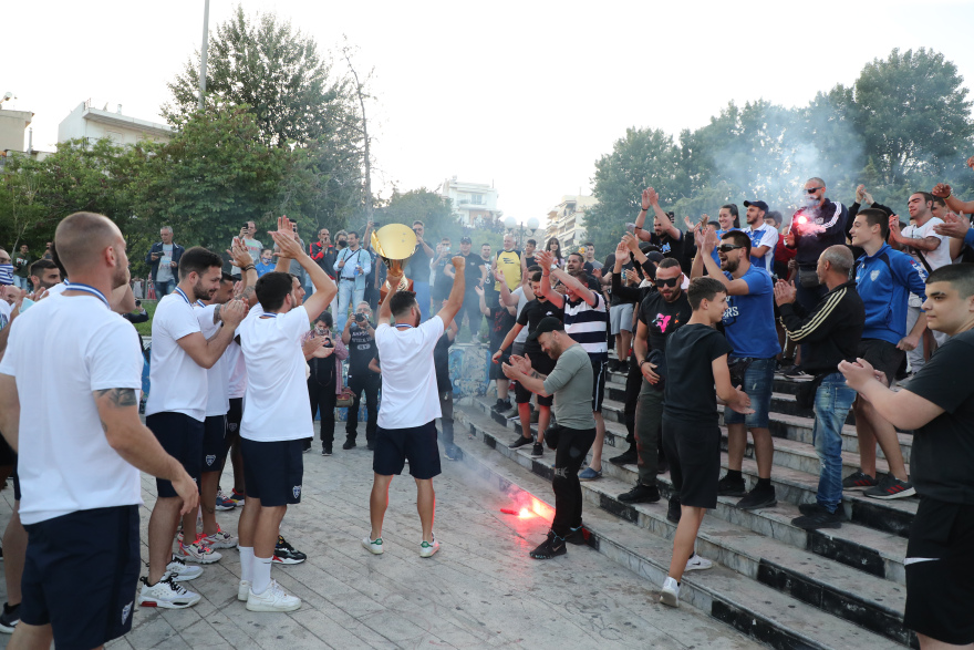 Ιωνικός: «Κάηκε» η Νίκαια στη φιέστα του πρωταθλητή