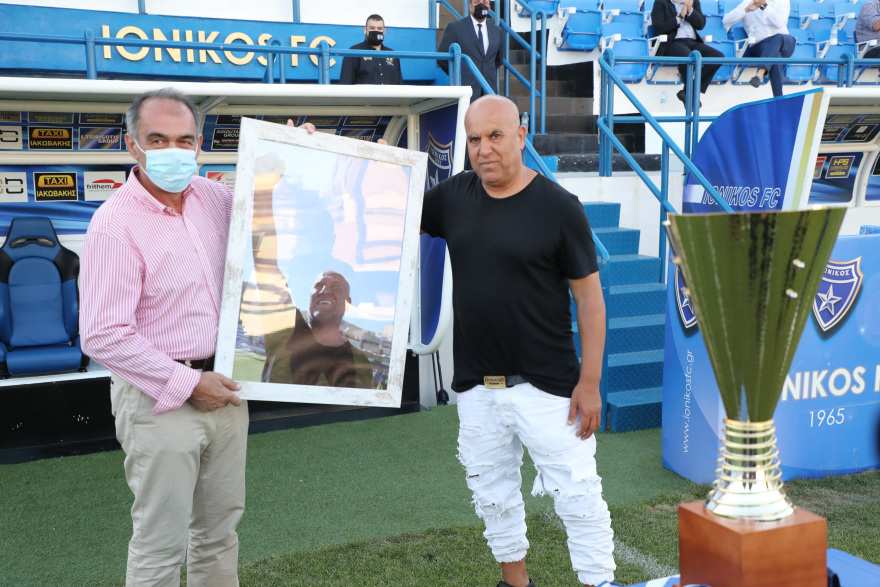 Ιωνικός: «Κάηκε» η Νίκαια στη φιέστα του πρωταθλητή