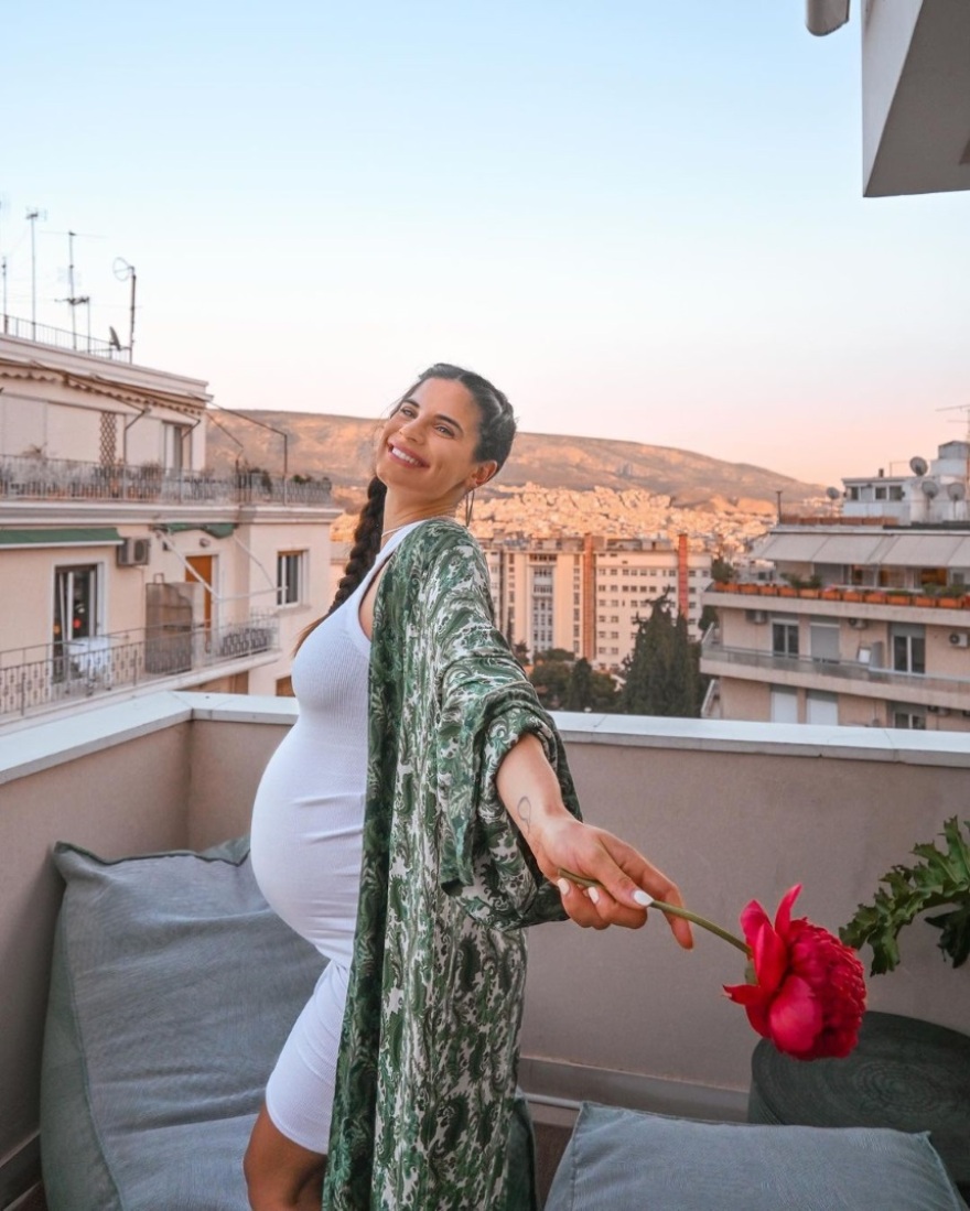 Χριστίνα Μπόμπα: Οι φίλες της διοργάνωσαν baby shower έκπληξη - Φωτογραφίες 