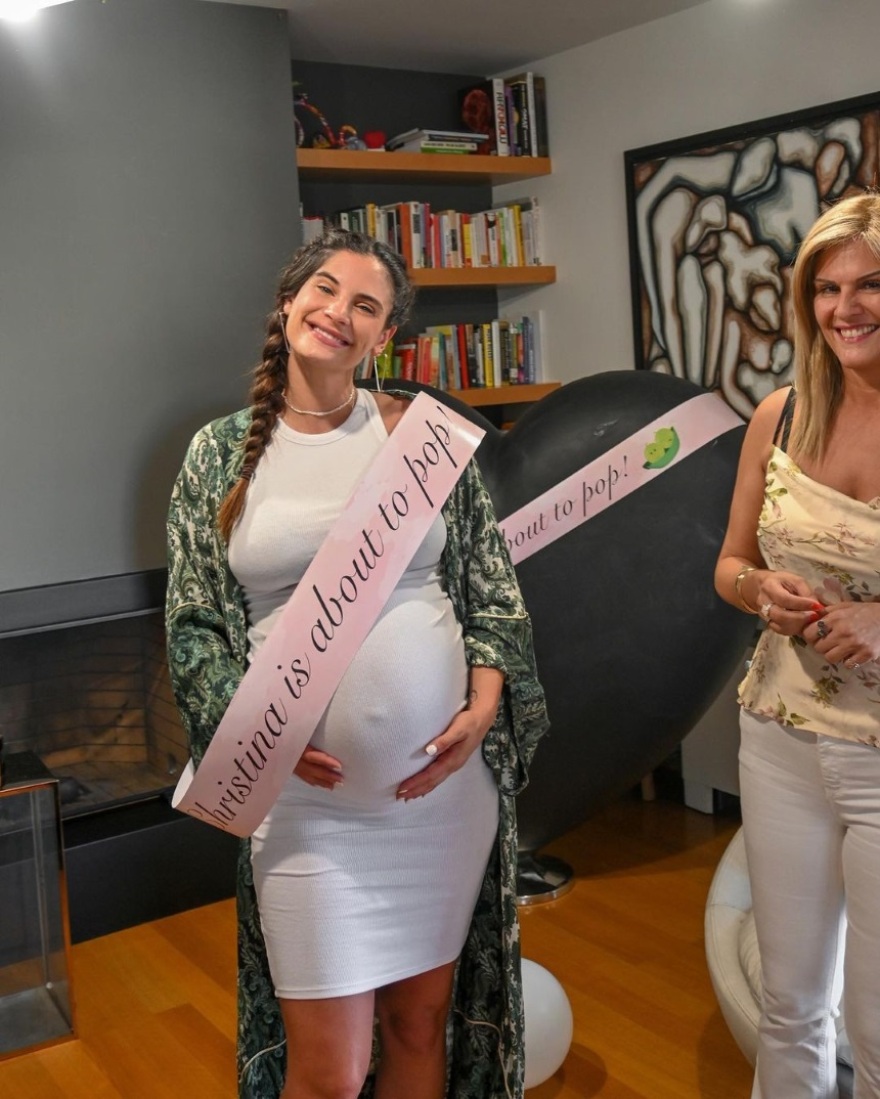 Χριστίνα Μπόμπα: Οι φίλες της διοργάνωσαν baby shower έκπληξη - Φωτογραφίες 
