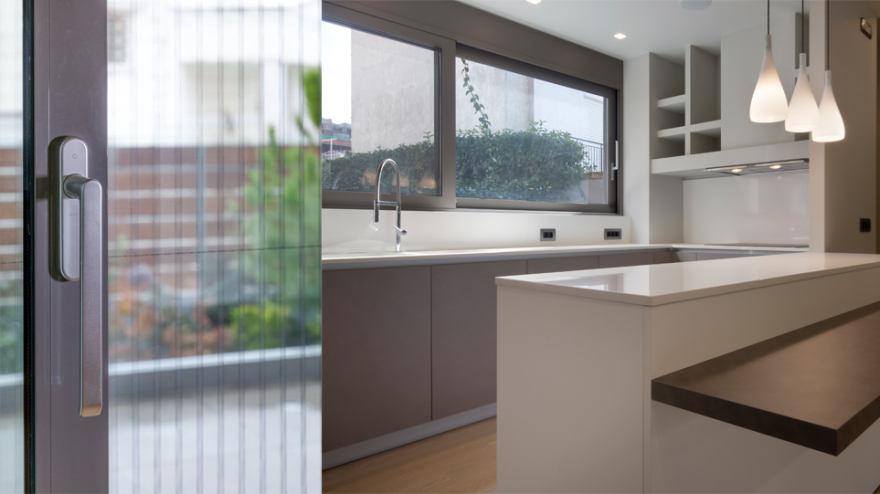  Προηγμένα κουφώματα αλουμινίου για το ανακαινισμένο σας σπίτι