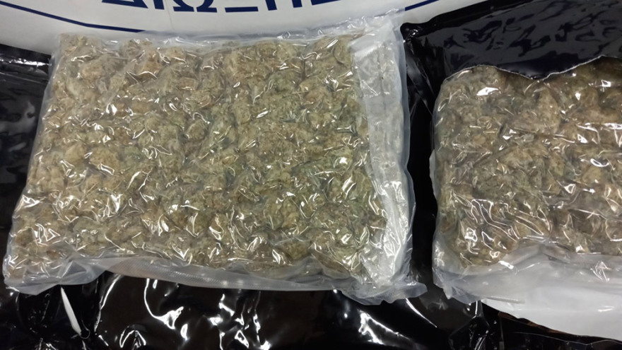 Πάτρα: Προσπάθησε να περάσει με φορτηγό πάνω από 58 κιλά χασίς από Ισπανία