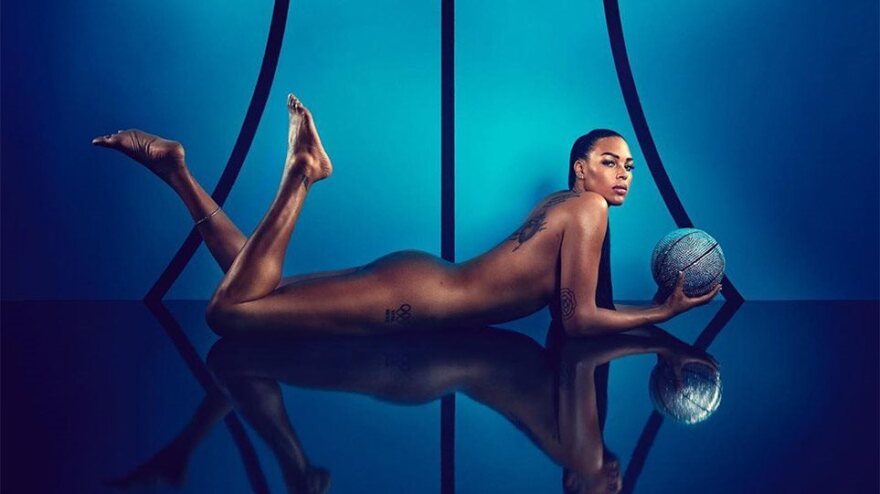 Λιζ Κάμπατζ: Ξέσπασε κατά του bullying για το σώμα της - «Είμαι υπερήφανη για τα 106 κιλά μου»