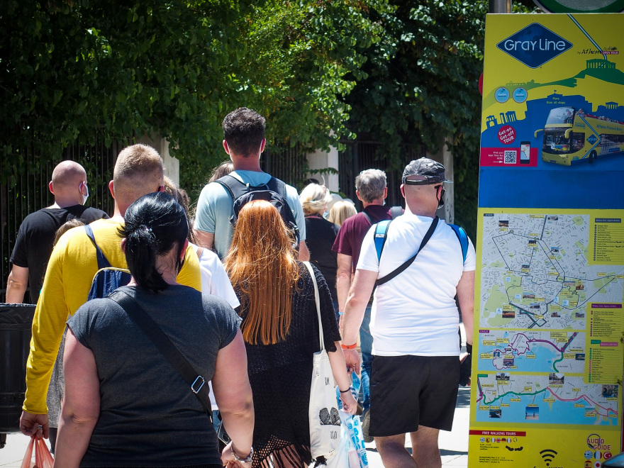 Τουρισμός: Αυξημένες οι κρατήσεις - Επισπεύδεται η έκδοση του ψηφιακού πιστοποιητικού στην ΕΕ