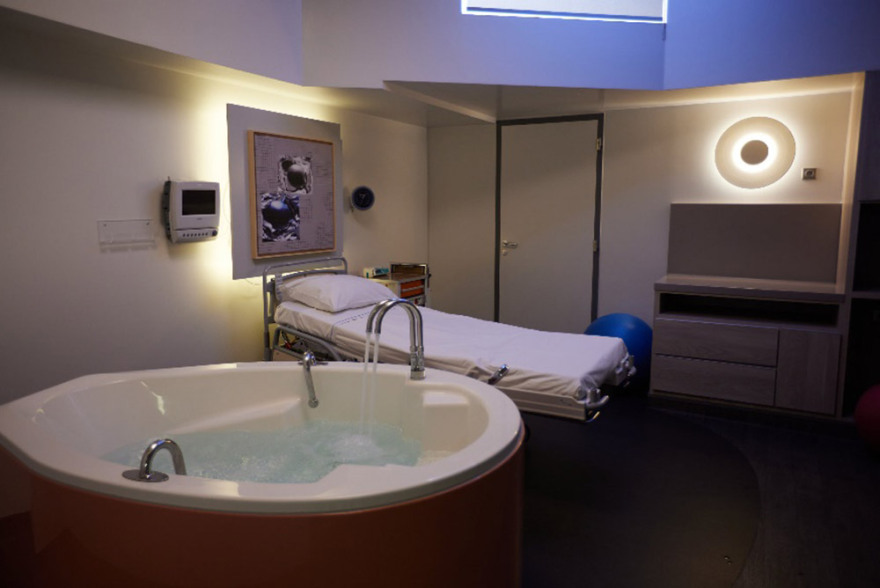 ΙΑΣΩ: 25 χρόνια η φροντίδα της γυναίκας είναι το Α και το Ω