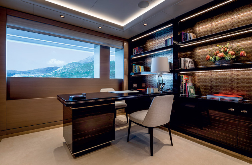 O' Pari: To πλωτό έπος με ελληνική υπογραφή