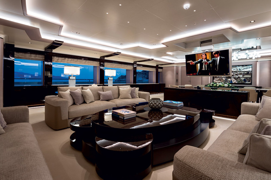 O' Pari: To πλωτό έπος με ελληνική υπογραφή