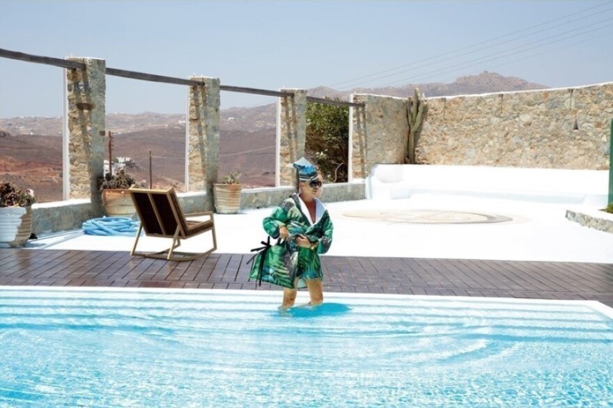 Λάκης Γαβαλάς: Άλλαξε χέρια η βίλα του στη Μύκονο έναντι 1,9 εκατ. ευρώ