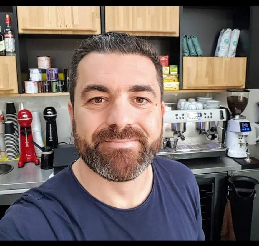 Είδαν στη Χαλκίδα τη «Δήμητρα» της Λέσβου - Τι λέει στο protothema.gr επιχειρηματίας της περιοχής 