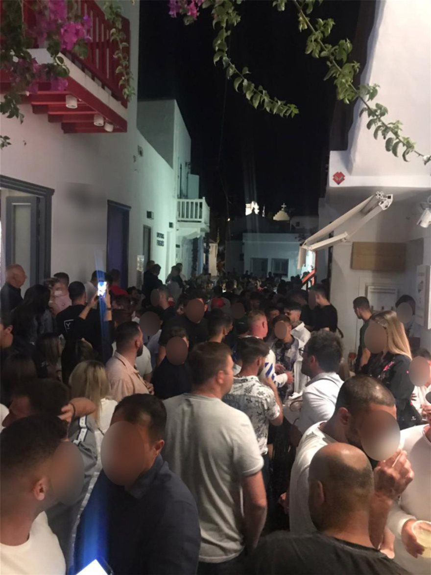 Μύκονος: Ο ένας πάνω στον άλλο στα Ματογιάννια