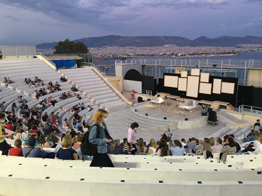 Πρεμιέρα για τα ανοικτά θέατρα - Crash test ενόψει του καλοκαιριού - Δείτε βίντεο και φωτογραφίες