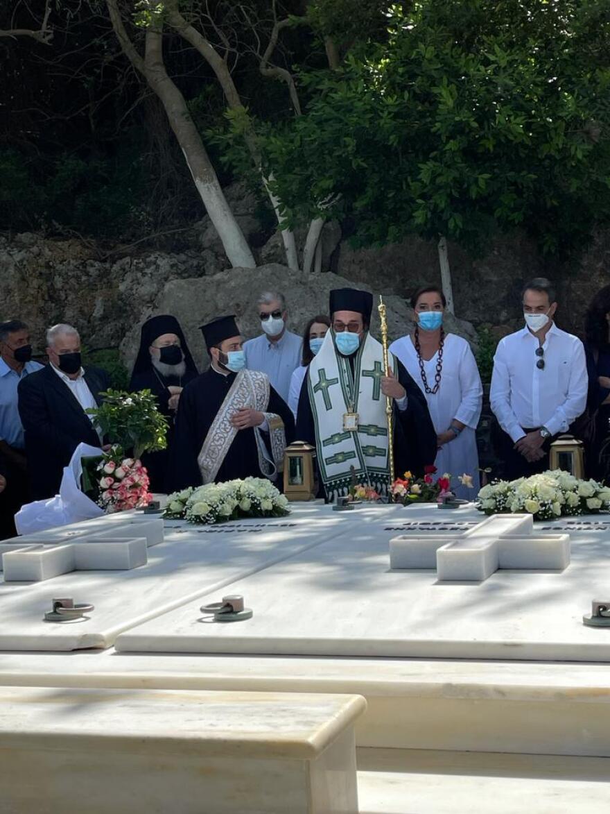 Αρχιερατική λειτουργία για τα τέσσερα χρόνια από τον θάνατο του Κωνσταντίνου Μητσοτάκη