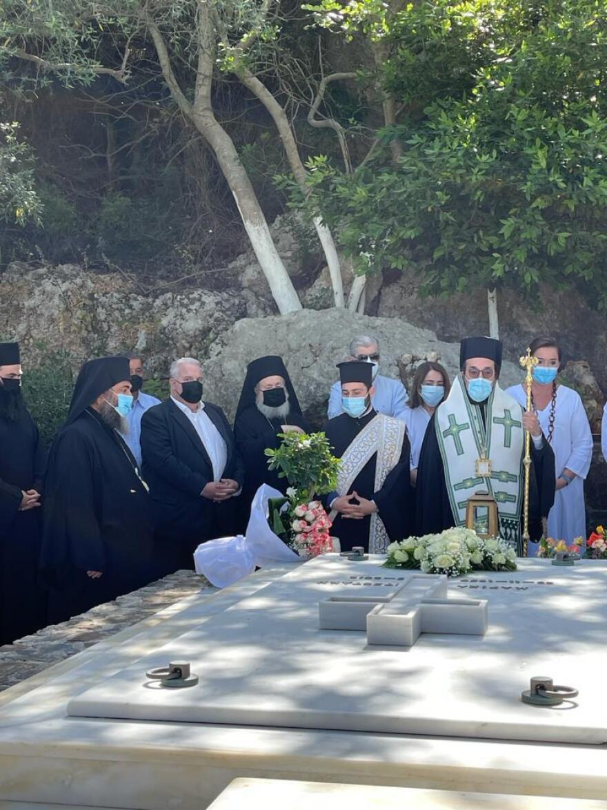 Αρχιερατική λειτουργία για τα τέσσερα χρόνια από τον θάνατο του Κωνσταντίνου Μητσοτάκη