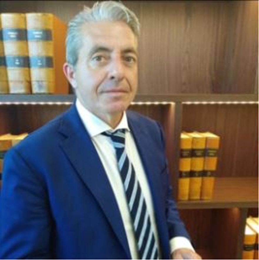 Aνω κάτω η Πάρος με το σοφτ πορνό ριάλιτι που γυρίζεται στο νησί