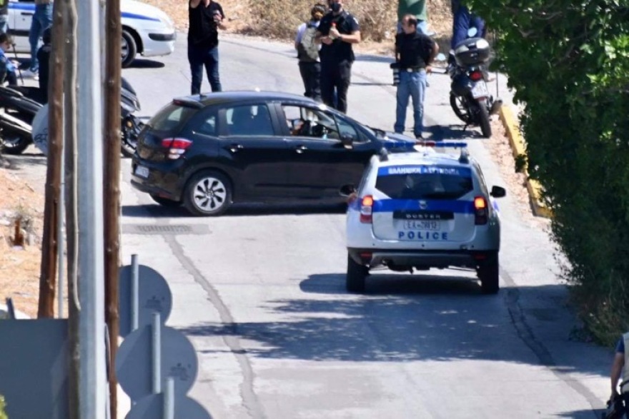 Δολοφονία στη Βάρη: Πυροβόλησαν εν ψυχρώ με καλάσνικοφ τον πυγμάχο Τάσο Μπερδέση 