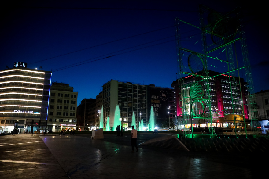 50 χρόνια από το Γουέμπλεϊ: Ο Μπακογιάννης «πρασίνισε» την Ομόνοια - Στην ολλανδική πρεσβεία ο Δένδιας για τον ιστορικό τελικό