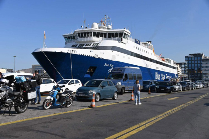 Ανεστάλη η απεργία των ναυτικών -  Αναχώρησαν με τρεις ώρες καθυστέρηση τα πλοία