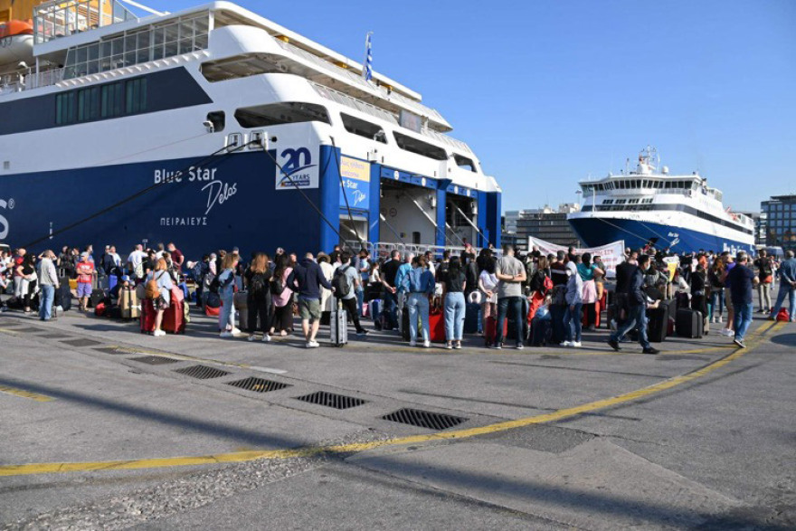 Ανεστάλη η απεργία των ναυτικών -  Αναχώρησαν με τρεις ώρες καθυστέρηση τα πλοία