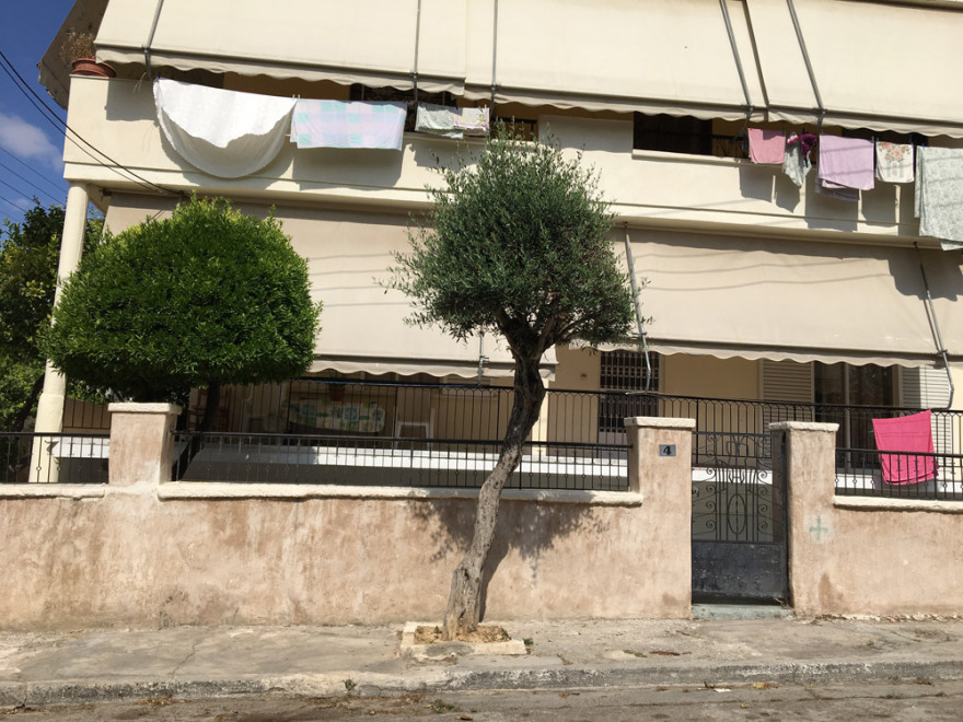 Αγία Βαρβάρα: Νεκρή 64χρονη γυναίκα - Εγκληματική ενέργεια «βλέπουν» οι Αρχές