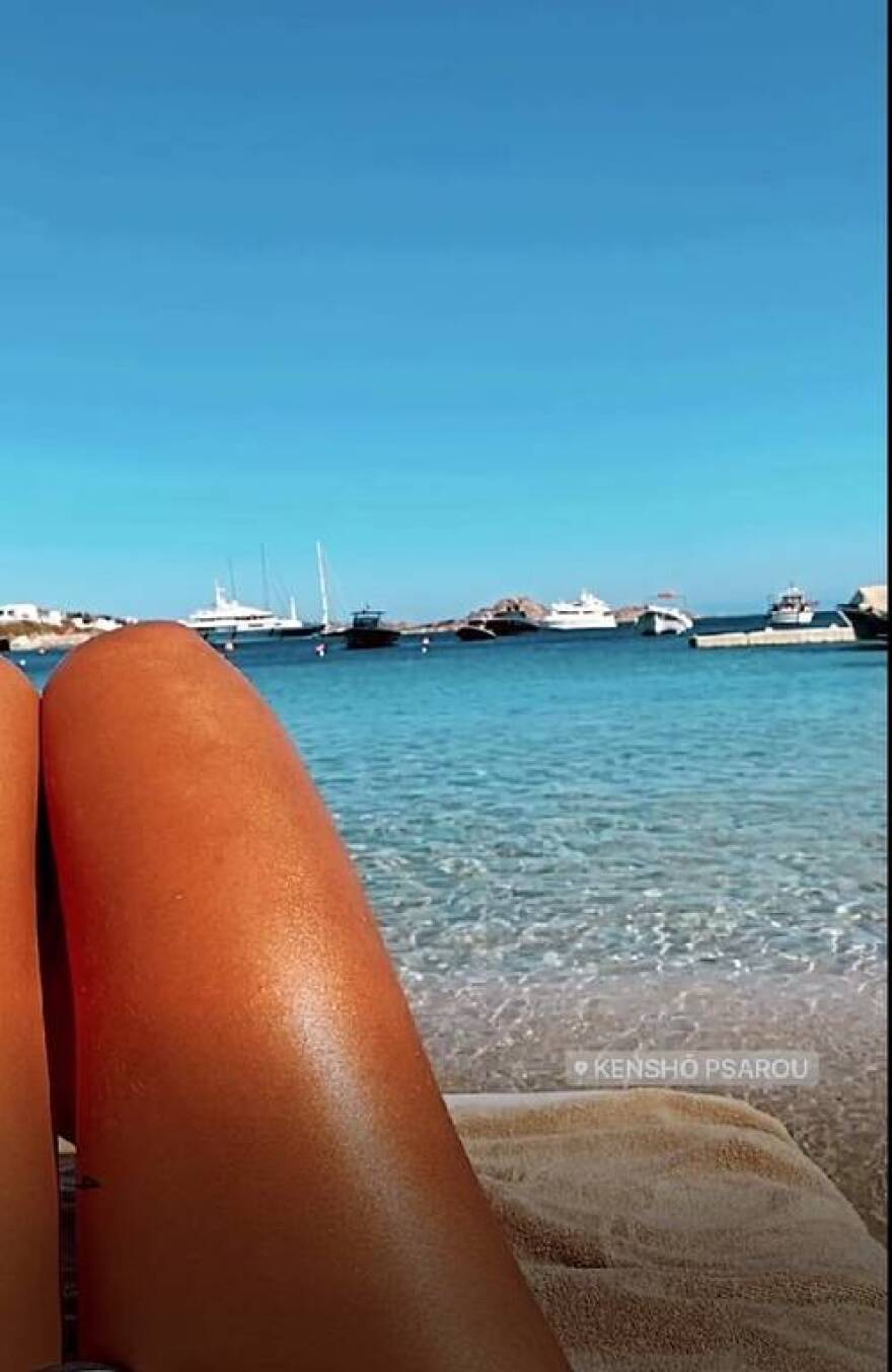 Survivor: Παύλος Γαλακτερός και Νικολέτα Μαυρίδη απολαμβάνουν μαζί τις διακοπές τους στη Μύκονο - Δείτε φωτογραφίες